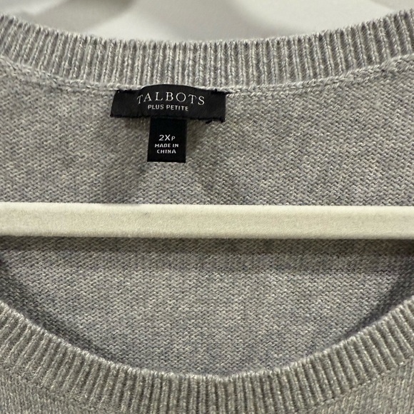 Talbots Gray and Teal Sweater with Snowflake and Tree Design - Picture 4 of 6